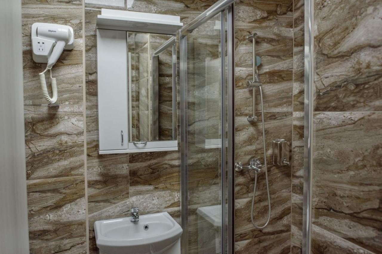 Inex Grande Lux Hotel Неготин Екстериор снимка